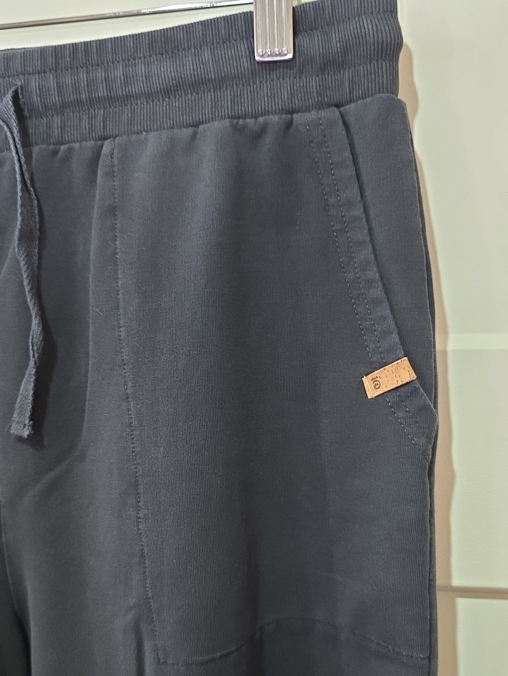 3/$30 TEN TREE Organic Cotton Wide-Leg Drawstring Cropped Pants - Picture 3 of 5